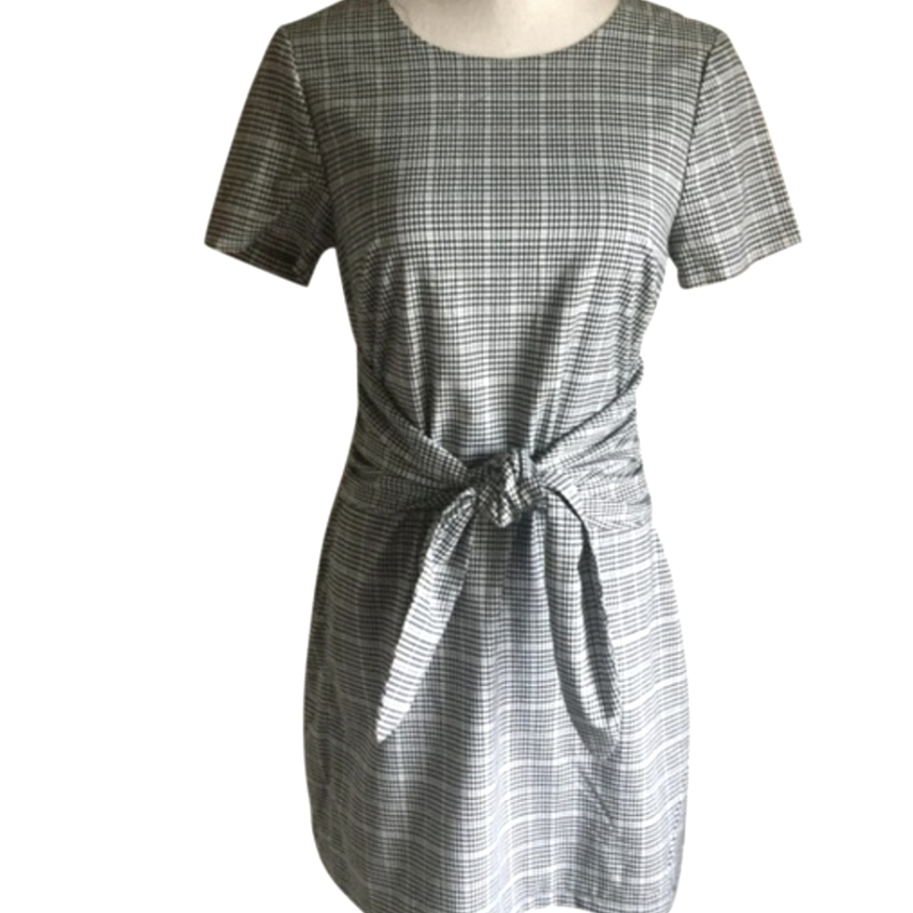 Lulu's Black and White Plaid Midi Dress